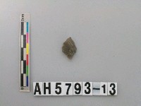 藏品(打製石鏃)的圖片